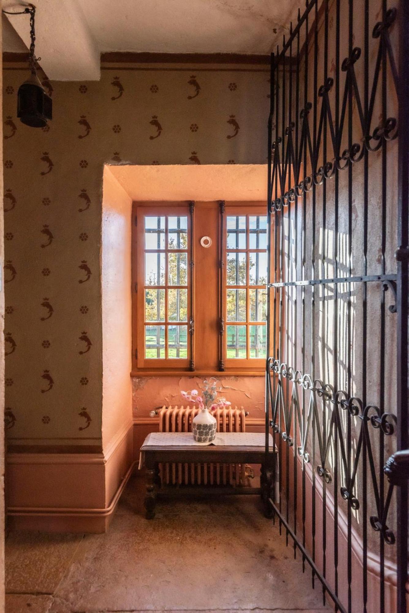 Chateau De Salornay Hurigny Buitenkant foto